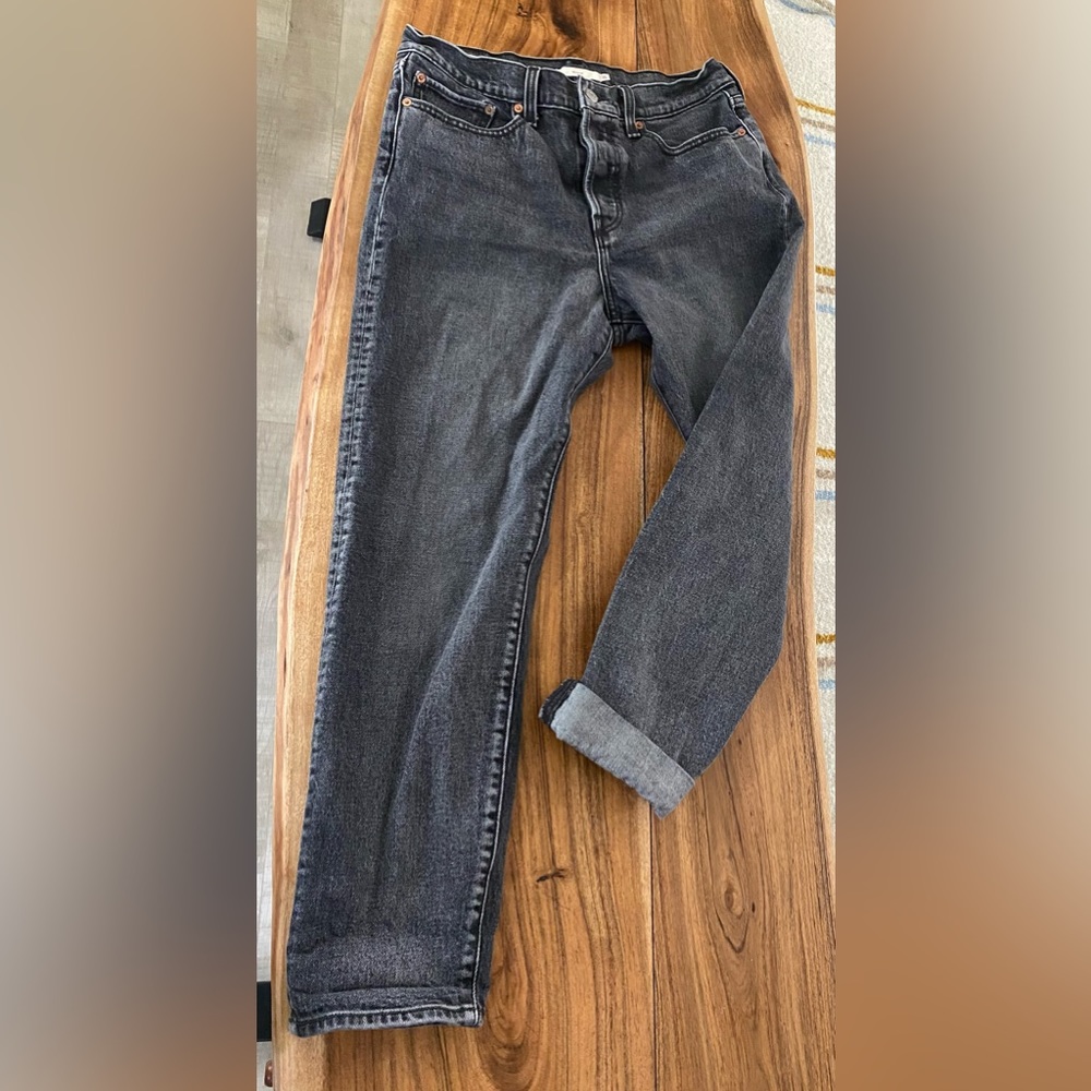 Levi’s wedgie